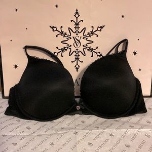 Victoria’s Secret Body by Victoria Push-Up Bra